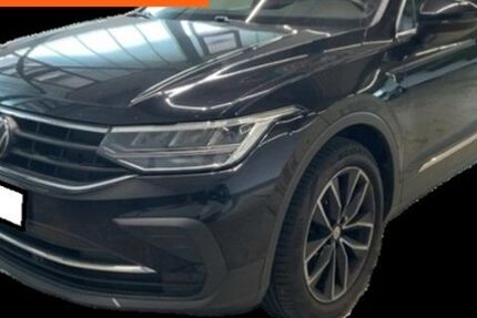VW Tiguan 63.600 km 29.890 € Zimmern ob Rottweil 78658