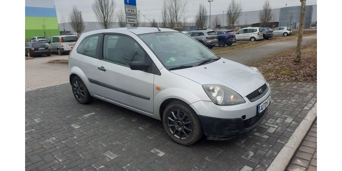 Ford Fiesta 100.000 km 2.500 &euro; Berlin 13583