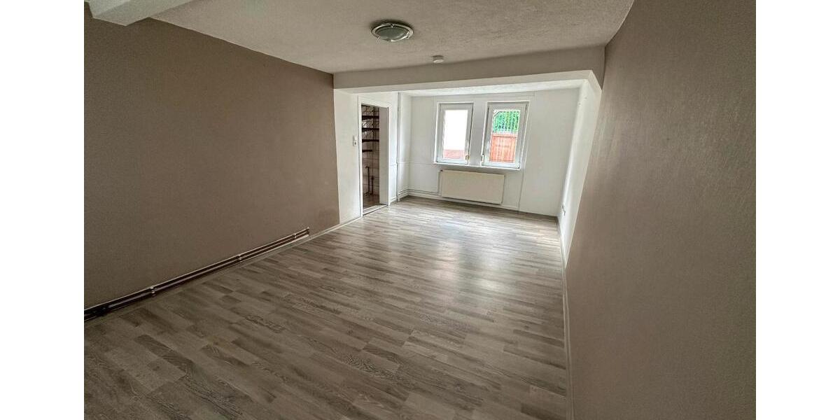 Einfamilienhaus Hungen - 4 Zimmer, 90 m&sup2;, 850&euro; | Angebot:26567476
