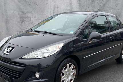 Peugeot 207 152.000 km 1.990 &euro; Papenburg 26871