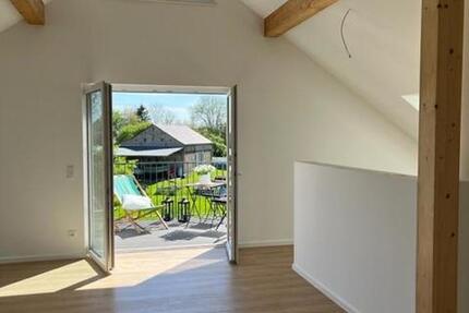 2-Zimmer-Dachgeschoßwohnung mit großem Balkon - Neubau 2023 2 zimmer