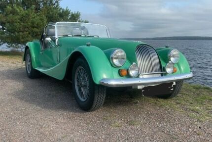 Morgan Plus 8