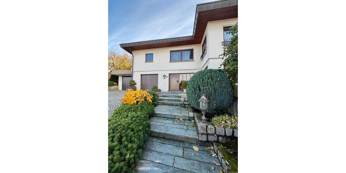 Herrschaftliches Einfamilienhaus mit großem Grundstück! 6 zimmer