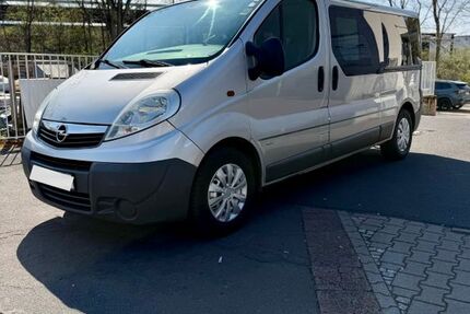 Opel Vivaro 295.000 km 4.900 &euro; Bergen-Enkheim 60386