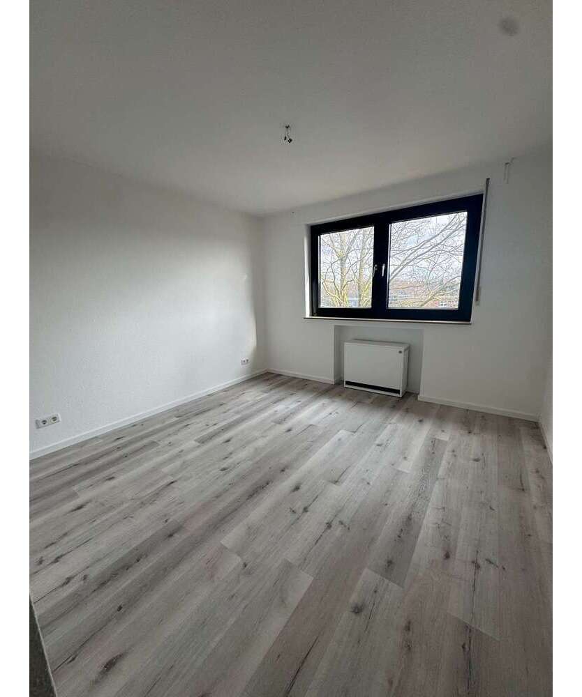 Wohnung zum Mieten in Bottrop 385 € 48.34 m²