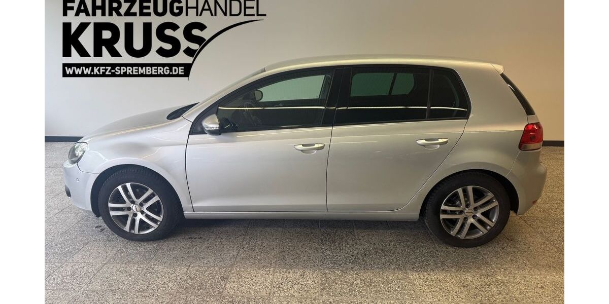 VW Golf 147.100 km 5.999 &euro; Spremberg 03130