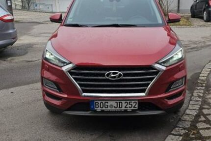 Hyundai TUCSON 147.000 km 17.500 &euro; Schwarzach 94374