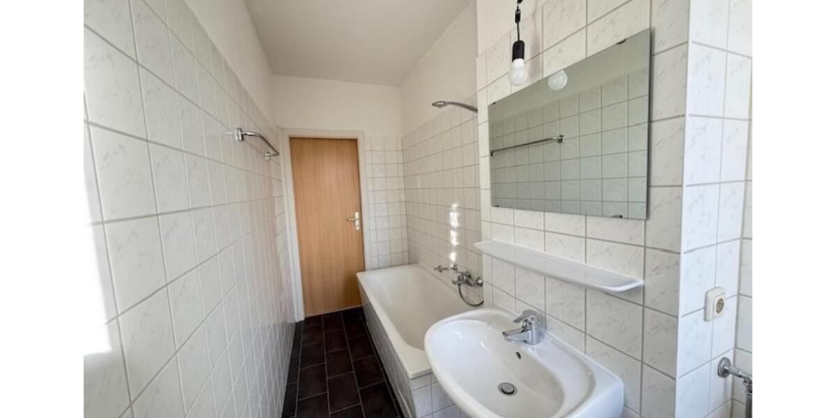 Etagenwohnung Zeithain - 4 Zimmer, 77 m&sup2;, 400&euro; | Angebot:24864325