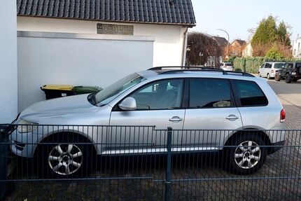 VW Touareg 253.867 km 5.400 &euro; Troisdorf 53842