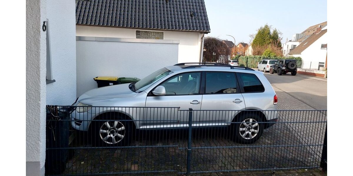 VW Touareg 253.867 km 5.600 &euro; Troisdorf 53842