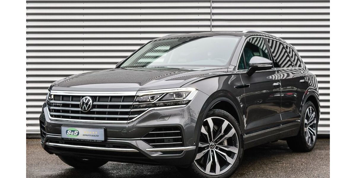 VW Touareg 74.993 km 51.950 &euro; Weinstadt 71384