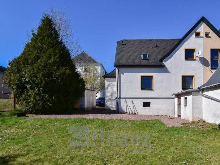 Doppelhaushälfte Oelsnitz - 6 Zimmer, 124 m&sup2;, 160.000&euro; | Angebot:26744684