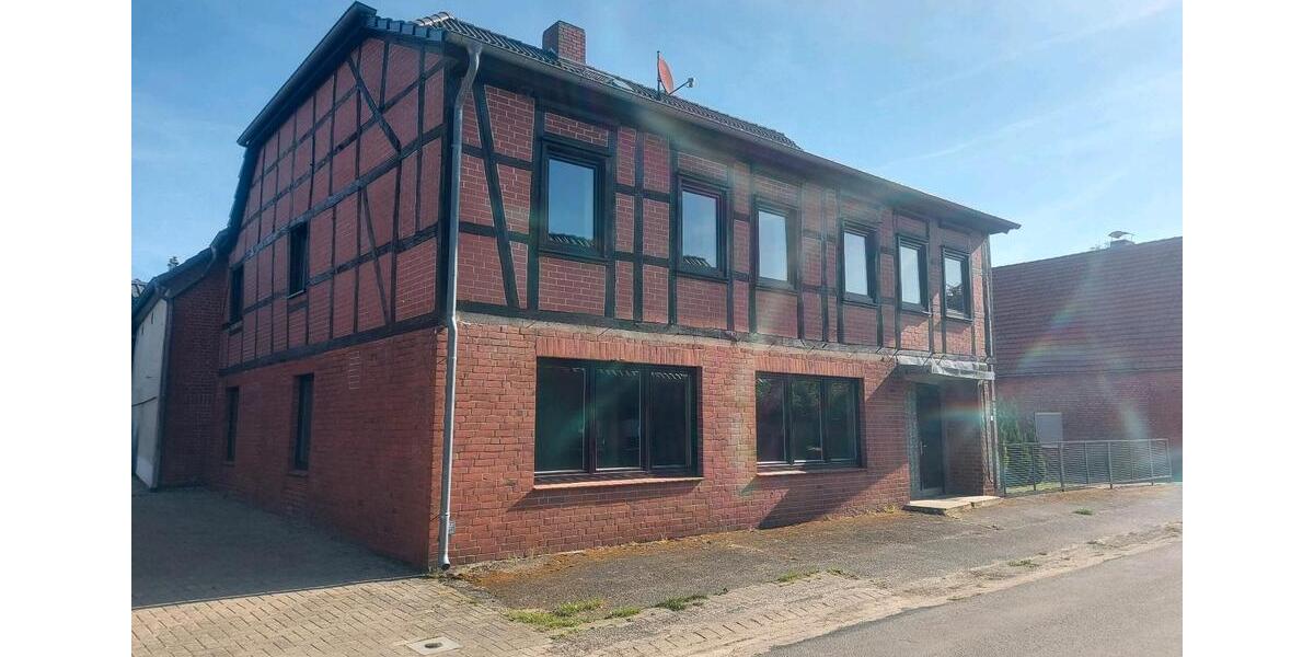 Mehrfamilienhaus, Wohnhaus Lüchow (Wendland) - 280.000&euro; | Angebot:26606029