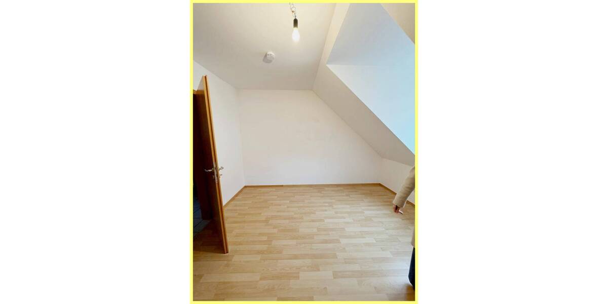 Etagenwohnung Neumarkt in der Oberpfalz Neumarkt - 4 Zimmer, 100 m&sup2;, 840&euro; | Angebot:26798585