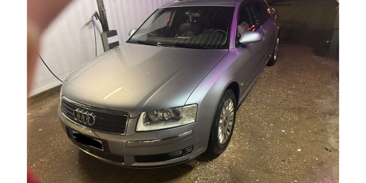 Audi A8 206.235 km 4.200 &euro; Köln 50825