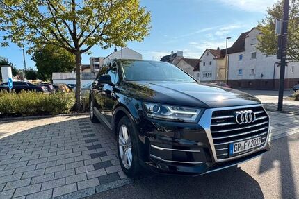 Audi Q7 179.000 km 17.000 &euro; Mannheim-Quadrate 68159