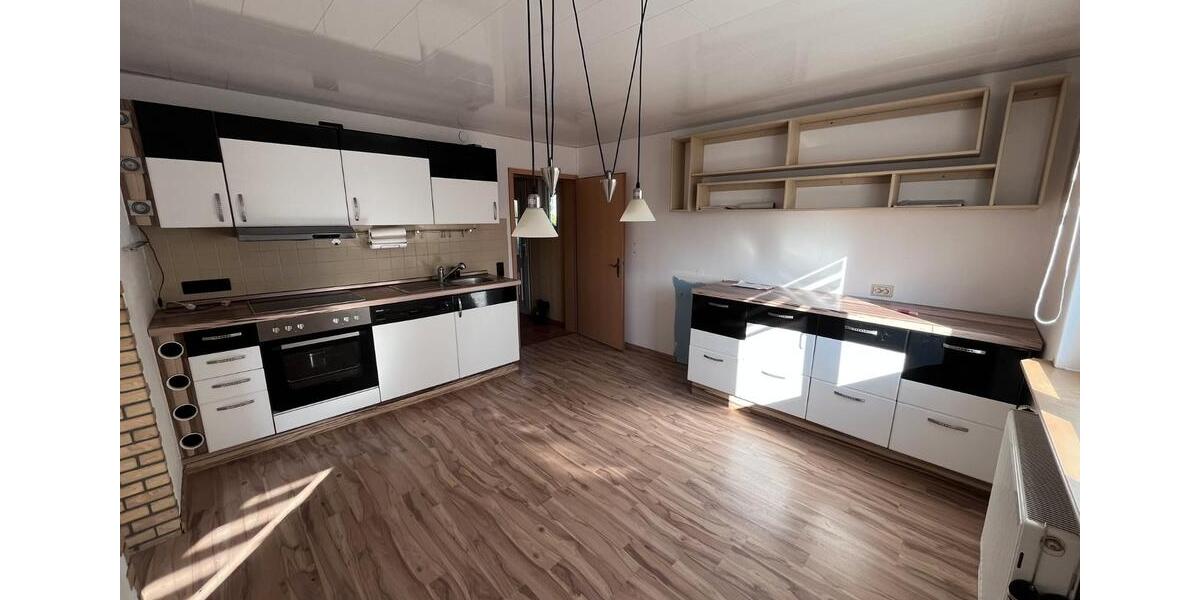 Einfamilienhaus Bergneustadt - 4.5 Zimmer, 130 m&sup2;, 245.000&euro; | Angebot:26415030