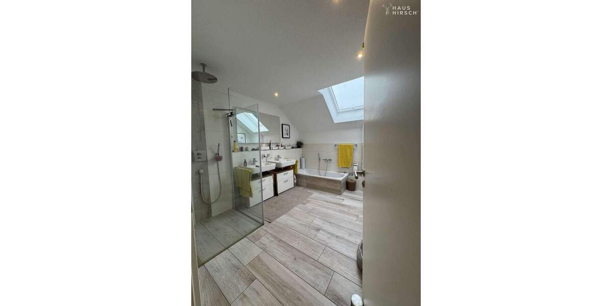 Importiert aus Monday Herr Gerwin 5 zimmer