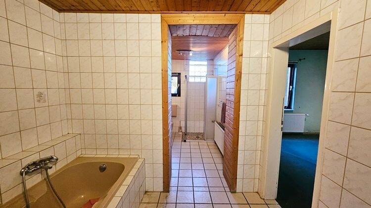 Bauernhaus, Landhaus Beverstedt Kirchwistedt - 6 Zimmer, 214 m&sup2;, 240.000&euro; | Angebot:25701492