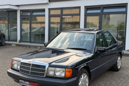 Mercedes-Benz 190 220.325 km 2.790 &euro; Neuss 41469