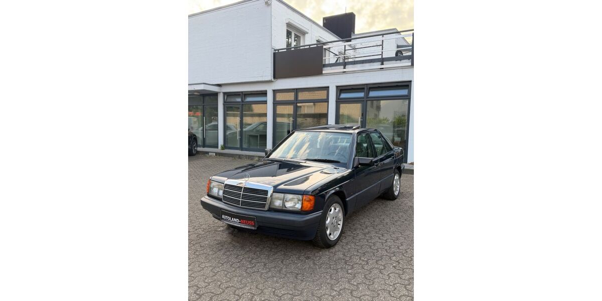 Mercedes-Benz 190 220.325 km 2.790 &euro; Neuss 41469