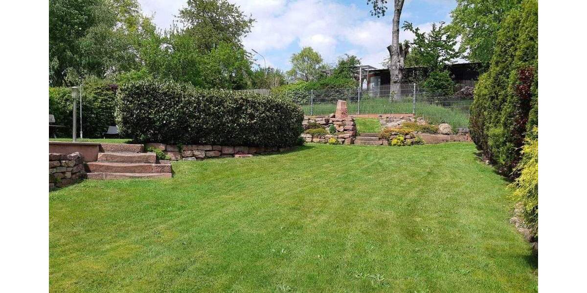 Mehrfamilienhaus, Wohnhaus Michelstadt Weiten-Gesäß - 6 Zimmer, 230 m&sup2;, 695.000&euro; | Angebot:25743244