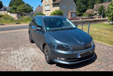 Skoda Fabia 91.200 km 9.750 &euro; Kirchlengern 32278