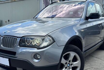 BMW X3 170.000 km 4.899 &euro; Frankfurt am Main 60386