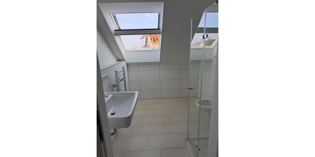 Reihenhaus Ratingen - 5 Zimmer, 135 m&sup2;, 2.400&euro; | Angebot:24842312