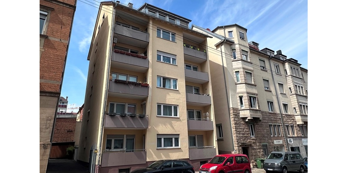 3 Zi.-DG-Wohnung mit Fernsicht in Top Lage von Stuttgart West Nähe Hölderlinplatz - Dachgeschoßwohnung Stuttgart Stuttgart-West | Angebot:26829496