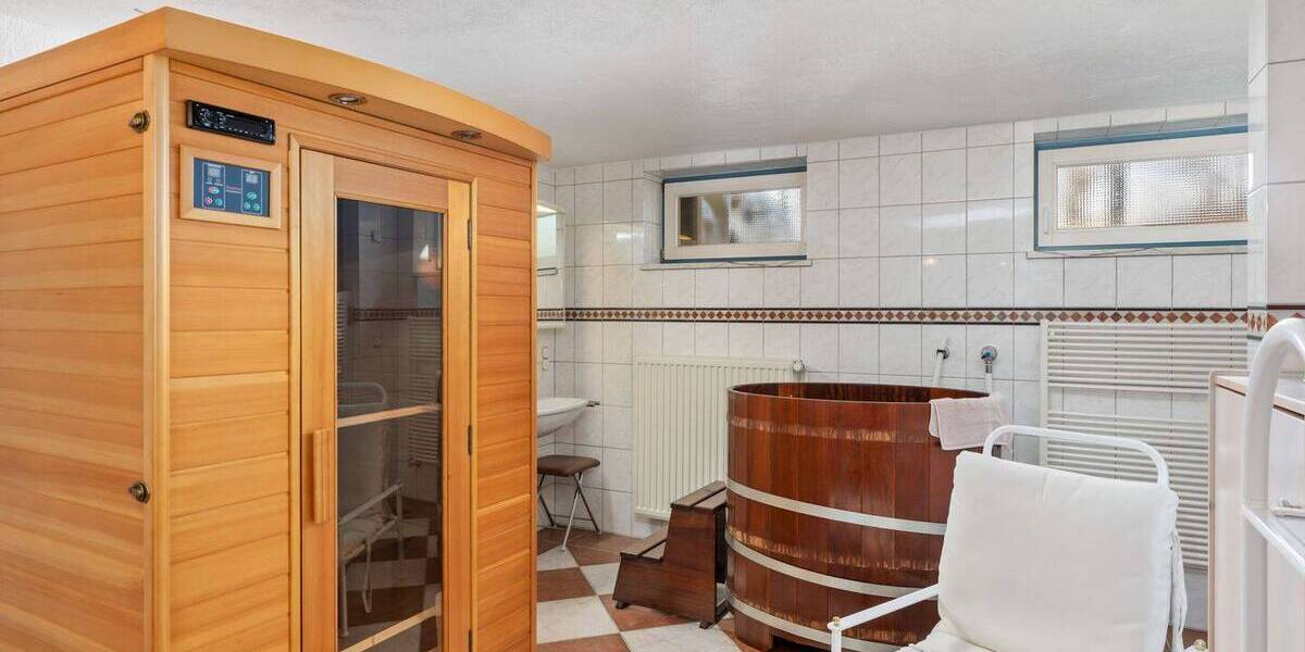 Einfamilienhaus Gnarrenburg / Karlshöfen Karlshöfen - 5 Zimmer, 402 m&sup2;, 585.000&euro; | Angebot:26275130