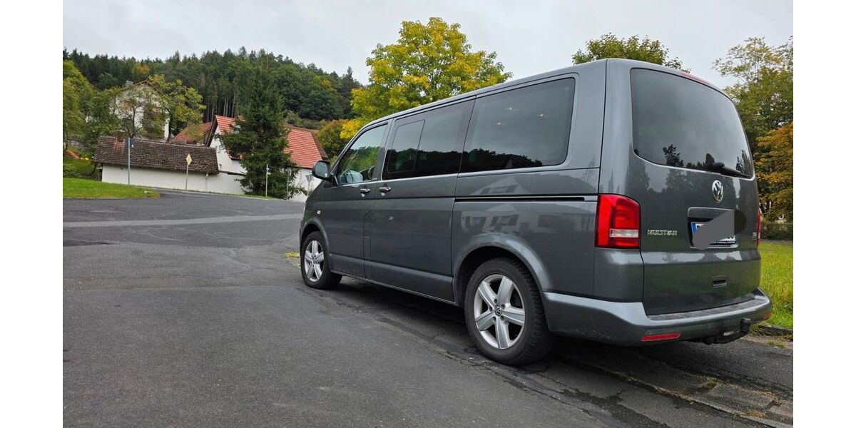 VW T5 Multivan 109.000 km 22.999 &euro; Zeitlofs 97799