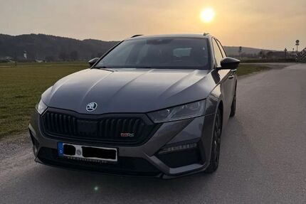 Skoda Octavia 57.000 km 27.990 &euro; Bruckmühl 83052