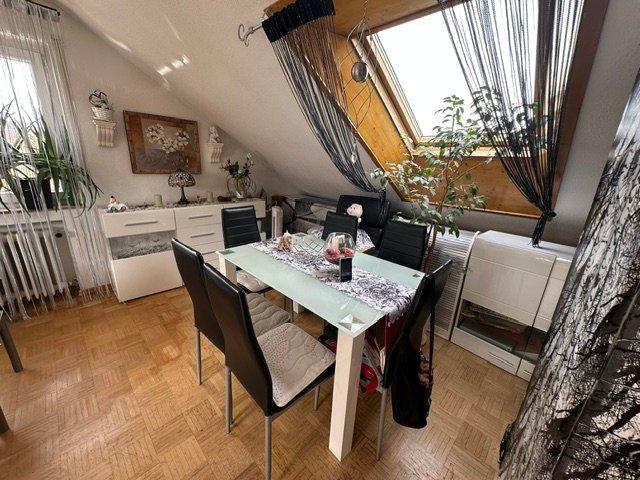Dachgeschoßwohnung Singen (Hohentwiel) - 2 Zimmer, 47 m&sup2;, 128.000&euro; | Angebot:26606974