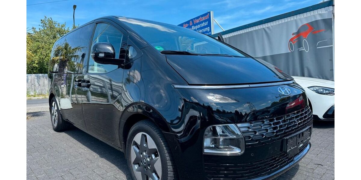 Hyundai STARIA 102.970 km 30.900 &euro; Düsseldorf 40627