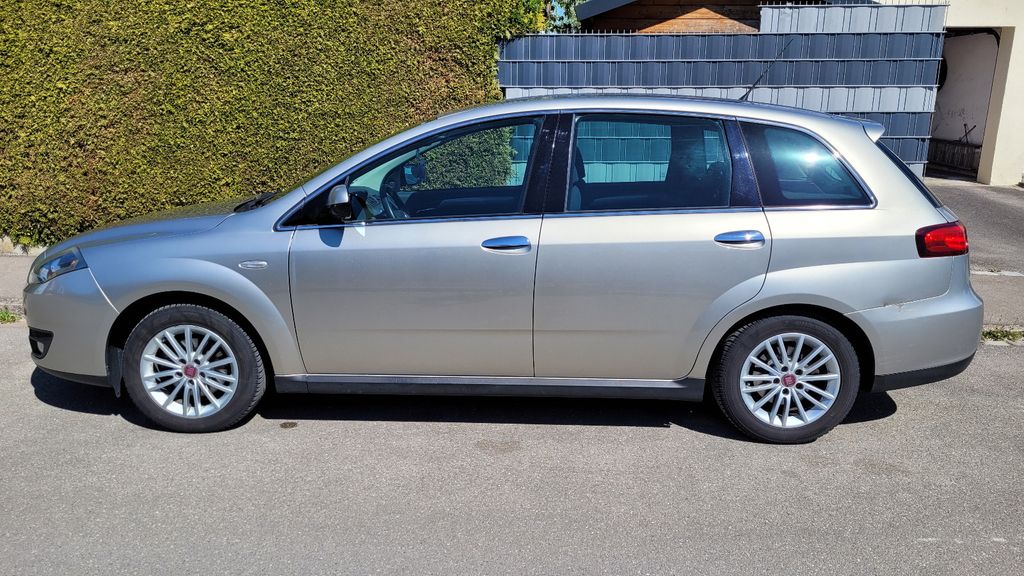 Fiat Croma 135.000 km 2.950 &euro; Kissing 86438