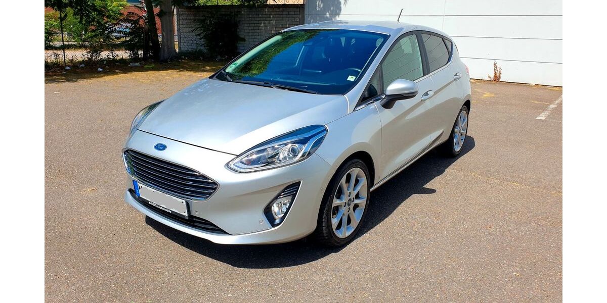 Ford Fiesta 27.700 km 13.300 € Mannheim 68169
