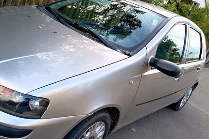 Fiat Punto 104.000 km 900 &euro; Schrobenhausen 86529