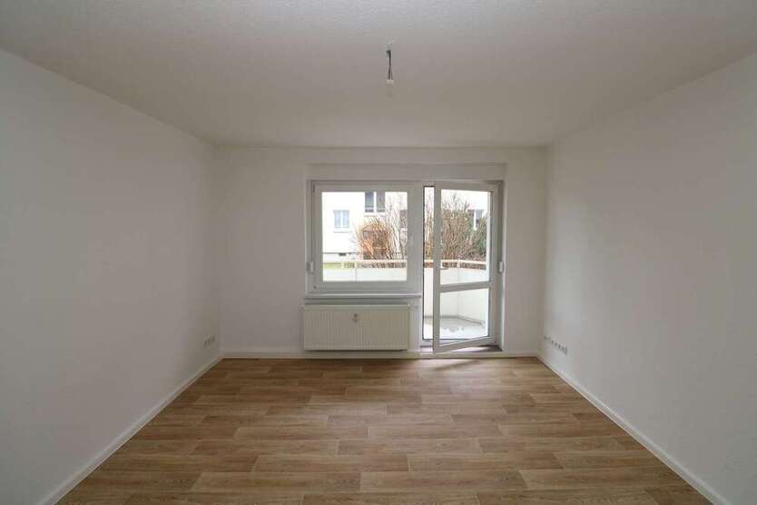 Wohnung zum Mieten in Freiberg 399 € 57.3 m²
