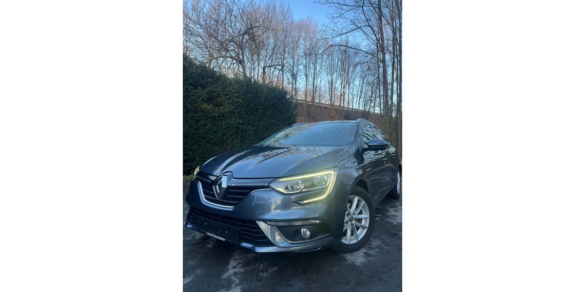Renault Megane 93.000 km 8.499 &euro; Arnsberg 59755