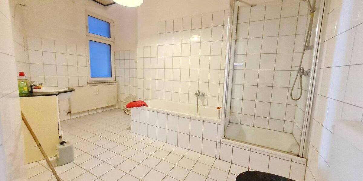Etagenwohnung Magdeburg Stadtfeld Ost - 3 Zimmer, 102 m&sup2;, 175.000&euro; | Angebot:26879230
