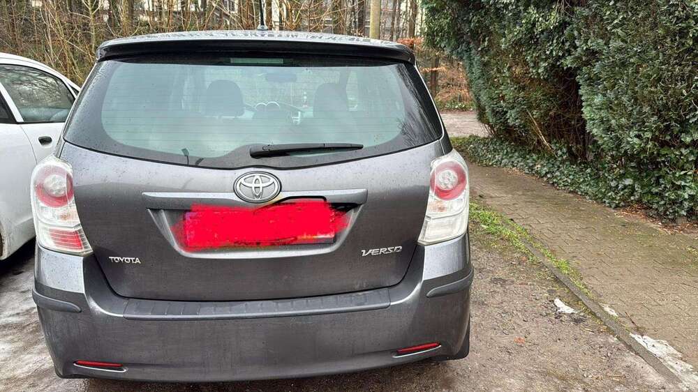 Toyota Verso 292.500 km 3.200 &euro; Wiemelhausen (Bochum) 44797