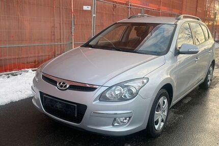 Hyundai i30 150.000 km 4.999 &euro; Berlin 12057