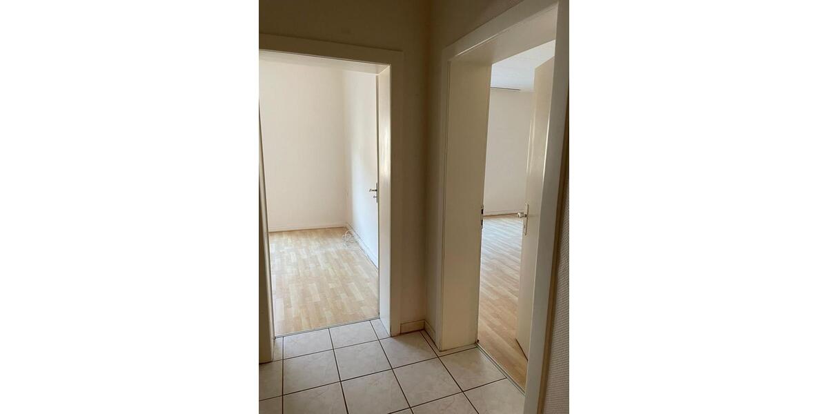 Etagenwohnung Remscheid - 2 Zimmer, 62 m&sup2;, 600&euro; | Angebot:25994184