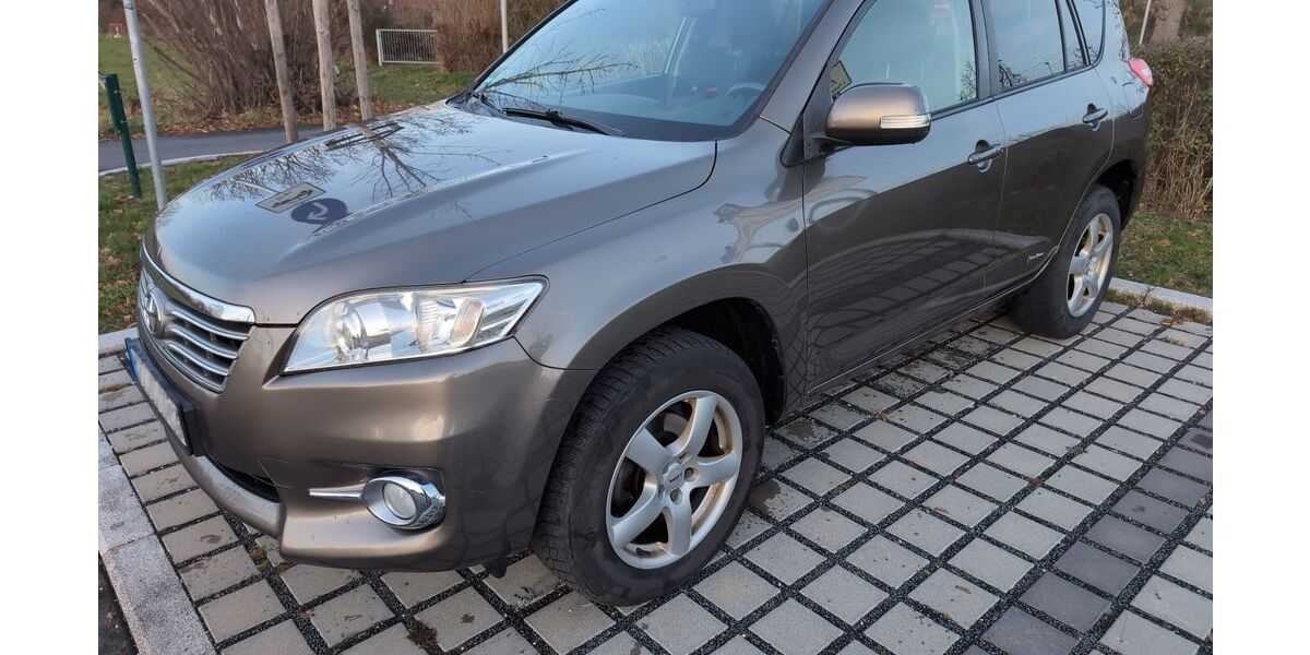 Toyota RAV 4 173.670 km 10.300 &euro; Niederau 01689