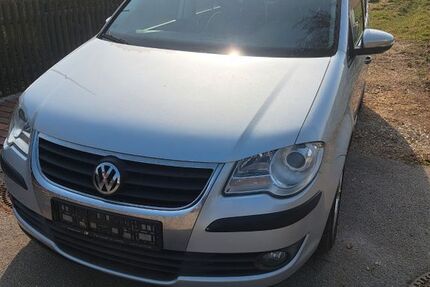 VW Touran 216.417 km 2.900 &euro; Siegenburg 93354