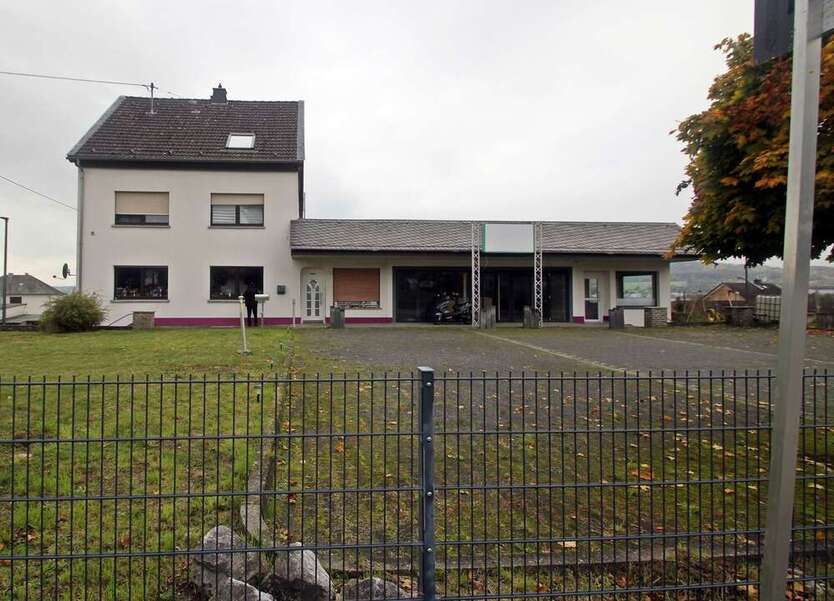 Haus zum Kaufen in Elbtal 950.000 € 440 m²