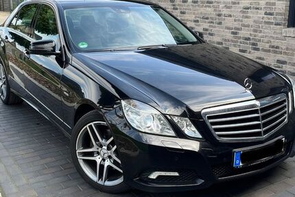 Mercedes-Benz E 350 173.963 km 11.687 &euro; Wurster Nordseeküste (Nordholz) 27639