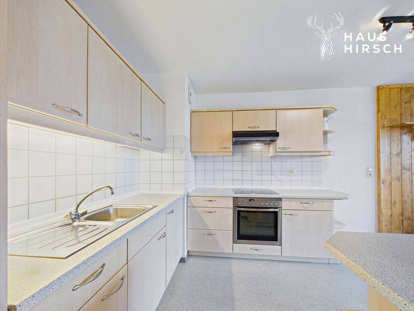 3,5-Zimmer-Wohnung in Sindelfingen - zentrale Lage, Balkon & Garagenstellplatz inklusive