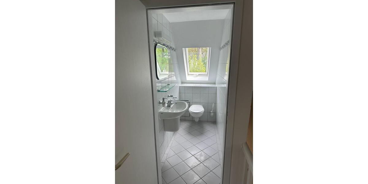 Reihenmittelhaus ab sofort frei , Energieausweis C, Garten 4 zimmer